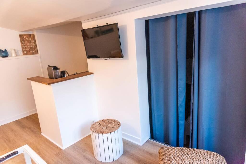 Appartement 2 Personnes, Place St Sauveur A 2Min Кан Экстерьер фото